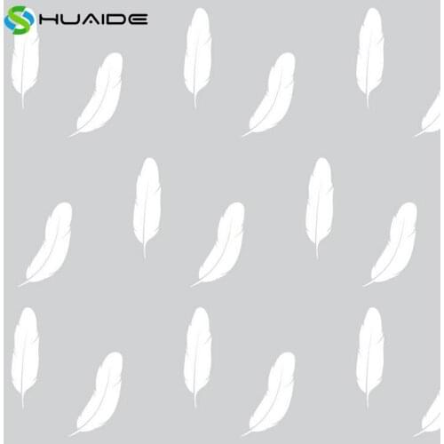 50pcs/set White Feather Wall Stickers For Kids Room Baby Wall Decals Nursery Girls Bedroom Wall Decor Vinilos Paredes Mural A312