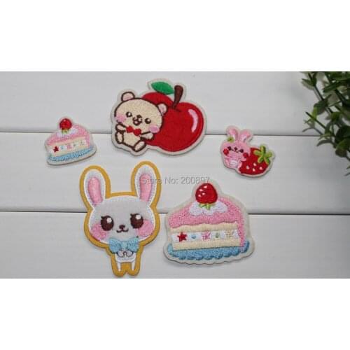 Private brand iron on embroidery badges non woven fabrics embroidered brand name badge 200pcs /lot