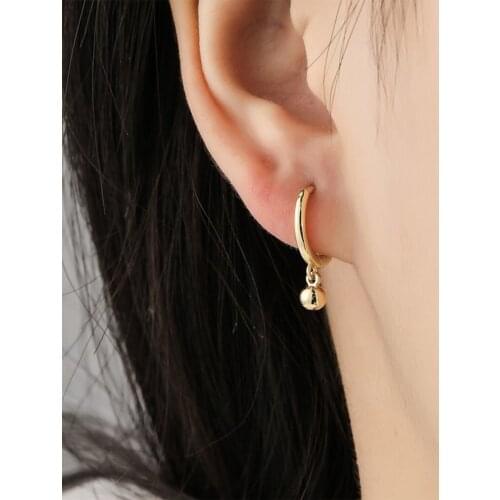 Korean Niche Design Simple Compact And Exquisite Round Bead Pendant Ear Buckle Fashionable Wild Style Ear Clip Jewelry Gift