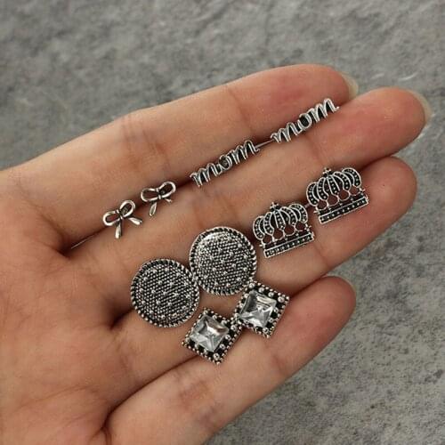 Factory Price Metal Stud Earrings Set Vintage Crystal Korean Earrings Ethnic Rhinestone Mini Small Ear Studs Jewelry