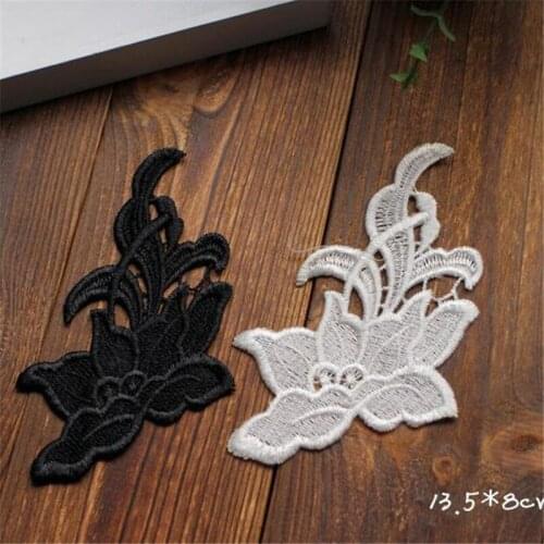 20Pieces 2Colors 13.5X 8cm Dess Floral Embroidery Sewing Patches Lace Applique Flower Trims DIY Craft BD0044
