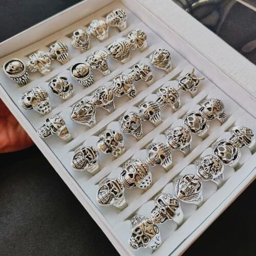 10Pcs/Bulk Lot Wholesale Skull Rings Skeleton Vintage Gothic Metal Punk Style Demon Jewelry For Women Female Men Party Gift Use