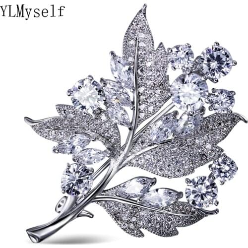 Beautiful Gorgeous Brooches Pin Sparkly Cubic zirconia stones Amazing Brass Leaf accessories for women