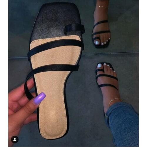 Women slippers