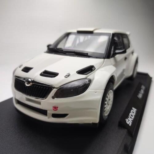 Diecast 1/18 Scale SKODA FABLA SUPER 2000 Alloy Model Cars Static Display Adult Toys Car Gift Collection Kids Gift