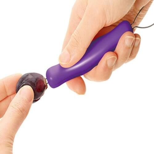 Grips Grape Tomato Cherry Slicer spiral Vegetable Fruit Cutter Fruit Vegetable Cutter Kitchen Gadgets 2020