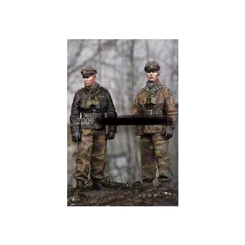 The German resin soldiers of World War II, Piper and the officer Arden counterattack 1：35