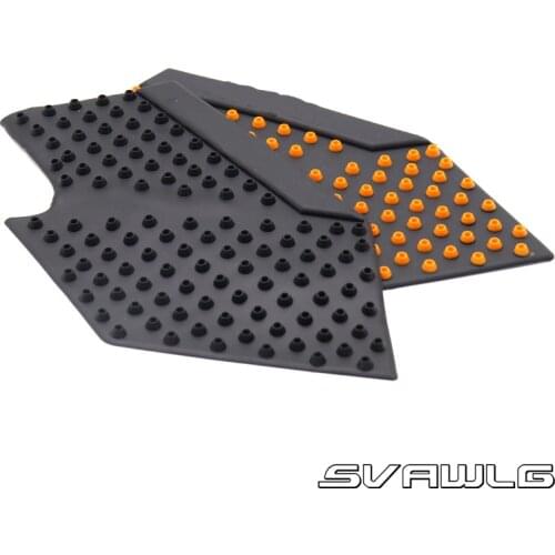 New Tank Traction Pads Side Gas Knee Grip Decal Protector Fit For KTM DUKE 125 DUKE 200 DUKE 390 Motorcycle Accessories