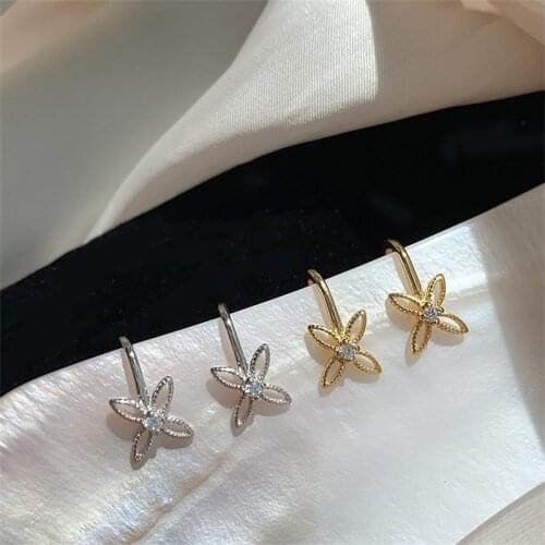 VENTFILLE 925 Sterling Silver Hollow Flower Female Simple Temperament Exquisite Retro Earrings