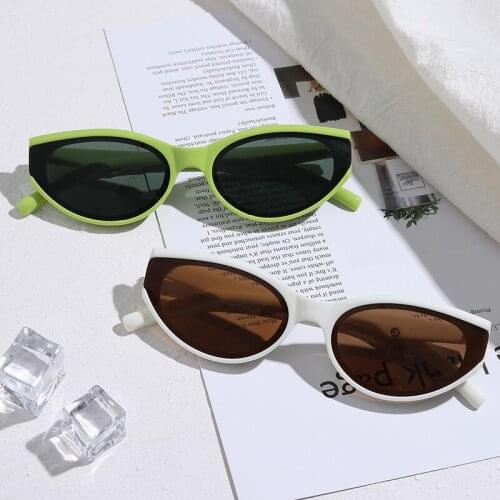 HKNA Oval Cat Eye Sunglasses Women Brand Designer Small Glasses Women Retro Cateye Womens Eyeglasses Trendy Shades for Women