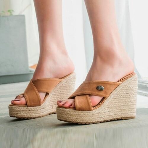 Women Sexy Rome Slippers Summer High Heel Wedges Beach Holiday Casual Shoes Outdoor Cross Strap Flock Slipper Fashion Footwear