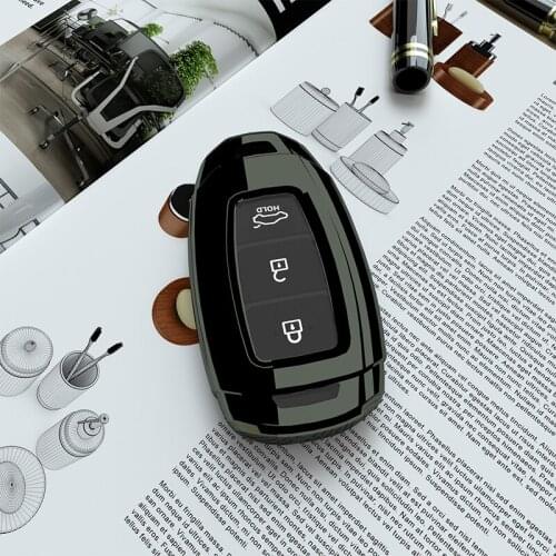 TPU Car Key Case Cover Protector Shell Accessories for Hyundai I30 Ix35 Encino Azera Accent TM Palisade Santa Fe Auto Decoration