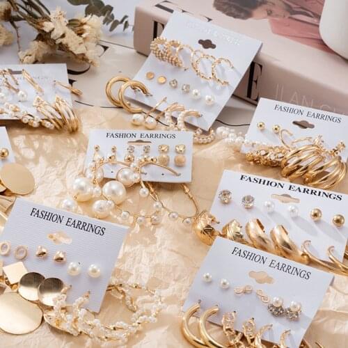 New Womens Earrings Korean Stud Earrings for Women Vintage Pearl Dangle Drop Gold Earring Set 2021 Trend Earings Female Jewelry