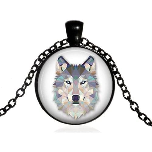 Fashion Wolf Pattern Glass Round Pendant Necklace Glamour Wolf Men Women Accessories Long Necklace Holiday Gift Souvenir