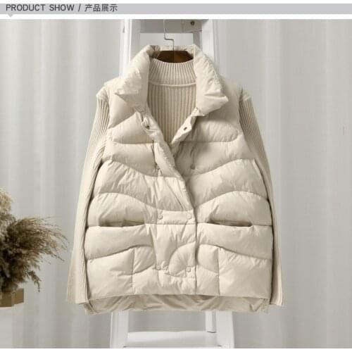 Women 2021 Fashion Light Down Vest Windproof Lightweight Warm Waistcoat Female White Duck Down Sleeveless Quilted Coat