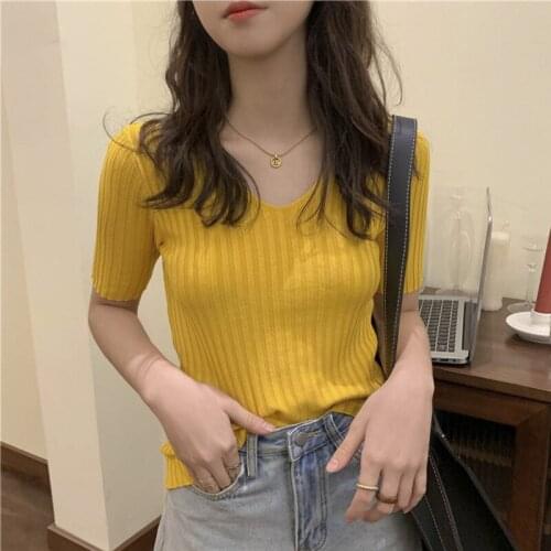 Cotton Basic T-Shirt 5 Color Casual Loose Women Summer New Korean V-Neck Female Tops Simple Style Knited Tee En