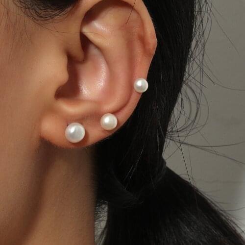 Pearl Stud Earrings Specially Designed for Women Natural Freshwater Pearl Earrings Fashion Surprise Birthday Gift for Girlfriend