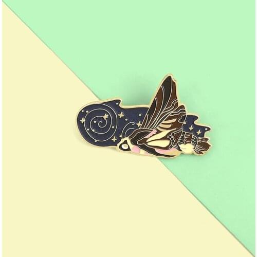 Luminous Insect Enamel Pins Custom Orchid Hawk Moth Brooches Bag Lapel Pin Cartoon Badge Jewelry Gift for Friends Wholesale