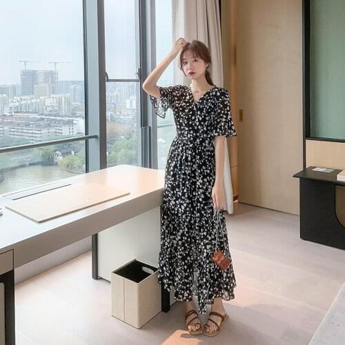 2021 Simple Black Floral Chiffon Dress Women Summer New Arrivals Sexy V-neck Fairy Skirt Waist Slimming Long Dress Free Shipping