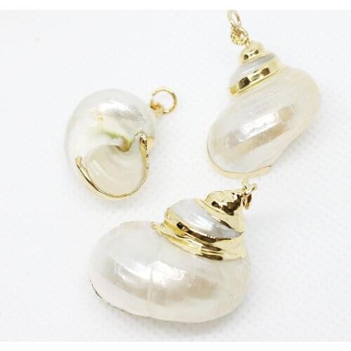 Fashion Jewelry Charms Natural Shell Handicraft Scallops Gilded Edge Accessories DIY Accessories Earrings Pendants 28x35mm