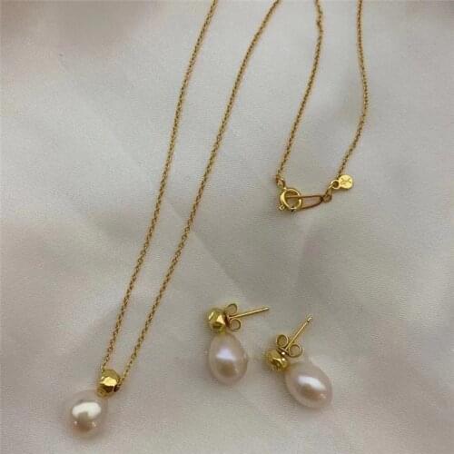 LOVOACC Vintage Irregular Baroque Pearl Necklaces for Women Lady Gold Color Metal Thin Chain Pendant Chokers Necklace Jewellery