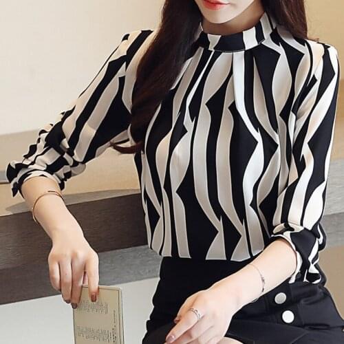 New black Geometric New 2020 Long sleeved Blouses Shirts Printed Women Top Stand Collar Chiffon blouse Loose office blusa 833F