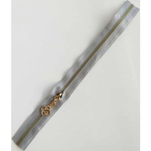 Hooded Zipper 30 cm Light Gold Metal Light Gray