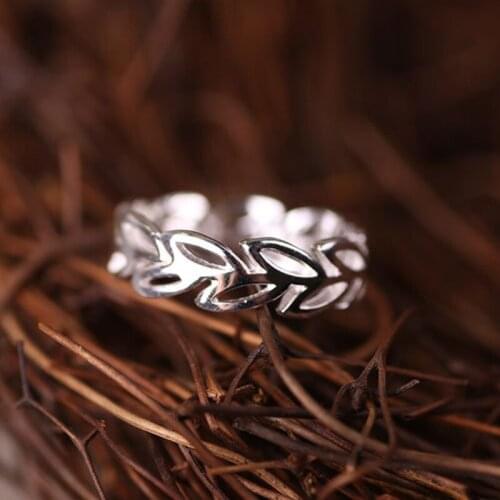 New Trendy Personality Punk Leaf Rings For Women Lady Resizable Size Rings Party Jewelry Charm Gifts