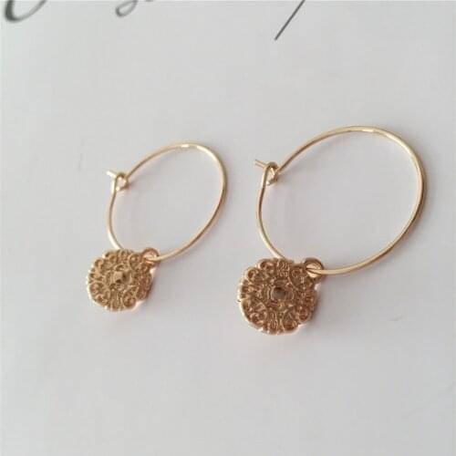 Elegant Gold Color Plating Flower Engraved Charm Hoop Earrings For Women Girl Bohemia Textured Gothic Party Jewelry Accessory