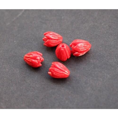 20 pieces/lot) Carved Red Jasmine Flower Artificial coral beads 7 8mm for Jewelry making