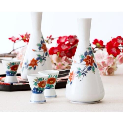 Made In Japan Style Vintage hand-painted under-glazed flowers ceramic home small hip flasks porcelain drinkware sake bottles