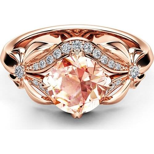 Womens Ring Shiny Zircon Ring Rose Gold Lips Ring Ladies Wedding Jewelry Female Personality Wild Decoration Anniversary Gift