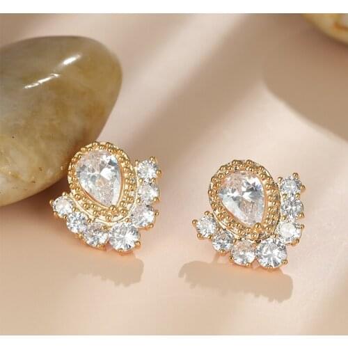 Luxury Pear-shape Zircon Stud Earrings for Women Creative Gold Cat Paw Earrings Female Anniversary Birthday Party Jewelry Charms