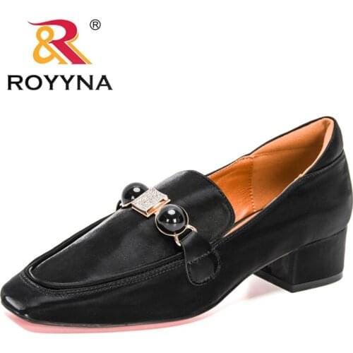 ROYYNA 2021 Chain Bead Pumps Women Wedding casual shoes Ladies Square Toe Parties Dress Slip-on Shallow Square Heels Shoes Woman