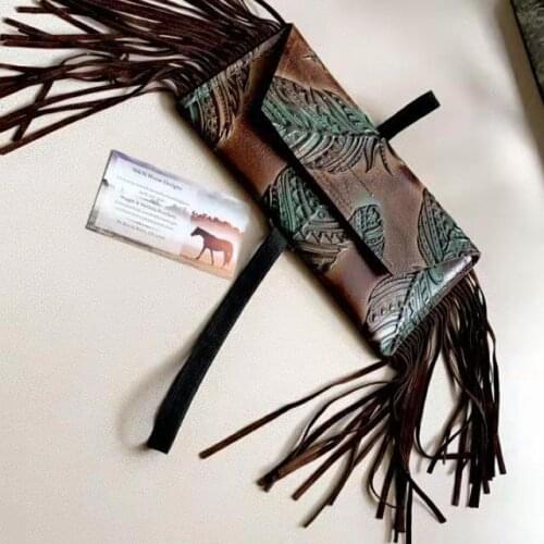 Retro Shou Work Vegetable Tanning Embossed Western Cowboy Style Storage Bag Tassel Decoration Banquet Mini Handbag Bolso Mujer