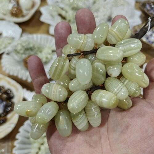 1pcs 50 grain Natural Afghanistan Jade Grape Reiki Healing Gem Grystal Ball For Family Decoration Gifts