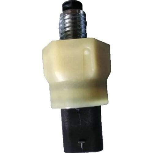 Car Original engine oil pressure sensor 2016-vol voS 60 S60L S60 S60L oil sensor plug oil pressure sensor 31405635