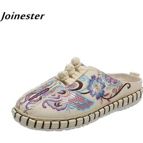 Flat Heeled Embroidered Casual Slippers for Women Cotton Fabric Ethnic Slides Ladies Closed Toe Retro Mules Outdoor Summer Shoes