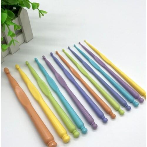 12pcs/Set Plastic Crochet Hooks Kit Knitting Needles Colorful Stitches Craft Crochet Set DIY Weave Tools Home Sewing Supplies