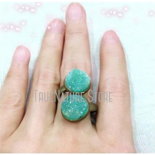 5Pcs RM13643 Copper Jewelry Green Crystal Jewelry Titanium Ring Round Shape Grass Green Titanium Plated Crystal Ring