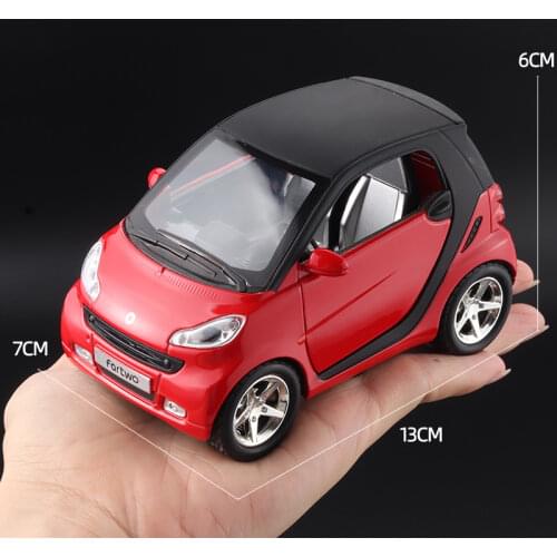 1:32 Scale Smart Cute Diecast Model Car Toy With Pull Back Function Music Light Openable Doors For Kids As Gift Free Shipping
