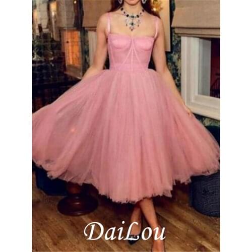 A-Line Celebrity Style Vintage Engagement Prom Dress Spaghetti Strap Sleeveless Tea Length Tulle with Pleats 2021
