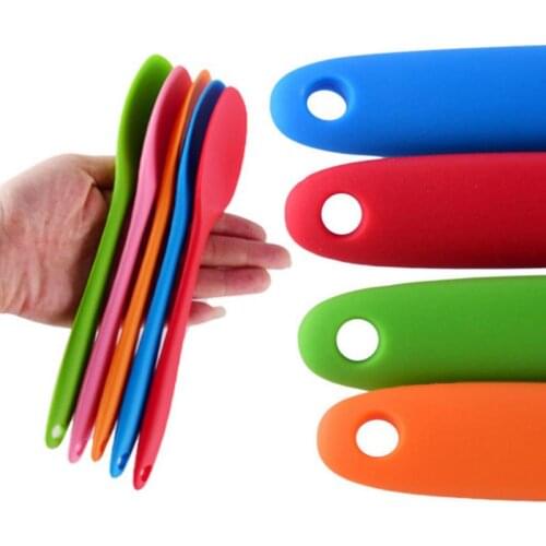 Silicone Spoon Large Small Soup Spoon With Long Handle High Temperature Resistant Kitchen Tool Cake Baking Scraper Spoon