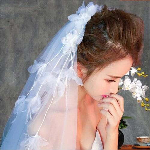 Romantic Wedding Veils Tulle 3D Flowers Bridal Veil Elegant Bridal Veil Wedding Accessories Bridal Party Veils With Comb