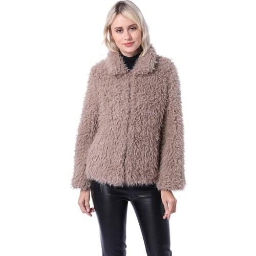 Curly Lamb Faux Fur Jacket Coat Women Turn Down Collar Furry Fake Fur Jacket for Women 2018 Winter Warm Fluffy Jackets Outerwear