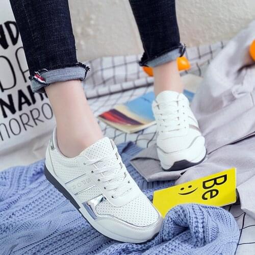 Large-size casual sports shoes womens 2021 spring running shoes womens shoes students' shoes breathable flat shoes sneakers
