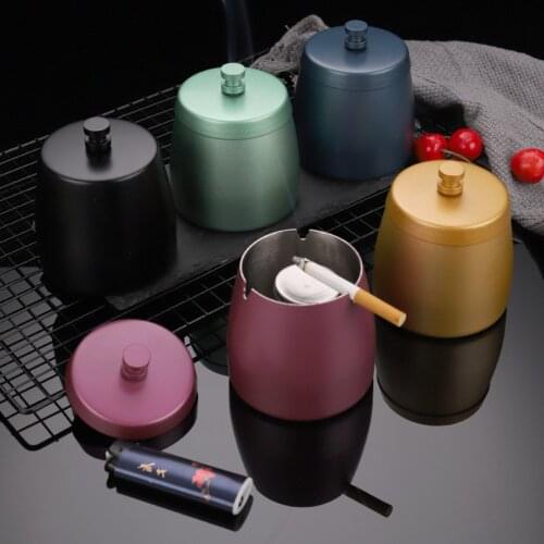 Stainless Steel Ashtray Office Desktop Decoration Ornaments Modern Home Decoration Windproof with Lid Ash Tray Ash Holder