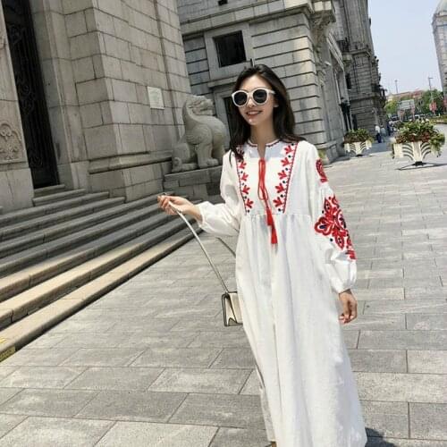 Women Vintage Floral Embroidery Beach Dresses 2020 Lantern Long Sleeve Casual Loose Dresses Elegant Boho Dress Bohemian DD2509