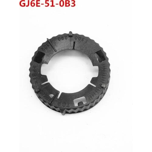 Holder for headlight low beam bulb Xenon bulb retainer for Mazda 6 GG GJ6E-51-0B3