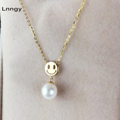 Lnngy 18K Yellow Gold Pendant Natural Freshwater Pearl Cute Emoticon Solitaire Pearl Pendant Necklace for Lady Choker Chain
